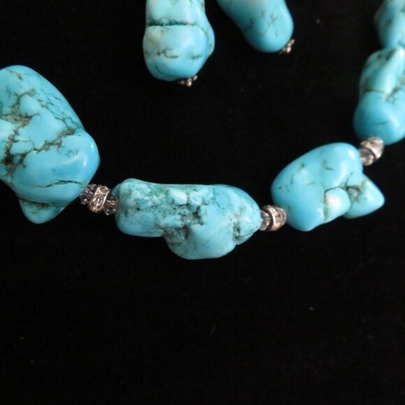 Vintage Turquoise Dyed Howlite Nugget Necklace Earring Set Silver Crystal Accent - Picture 3 of 16